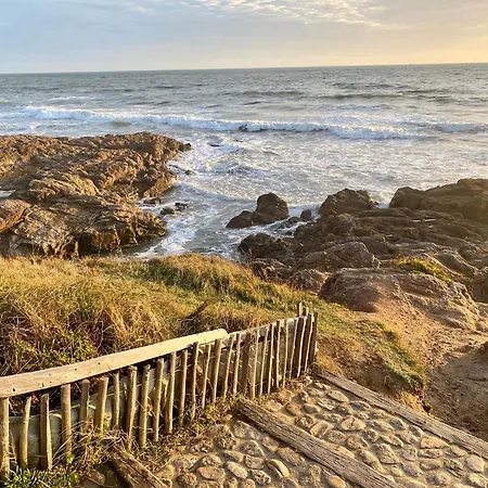 Hébergement de vacances Maison   embruns De Mer   à 800 M De La La Pironnière